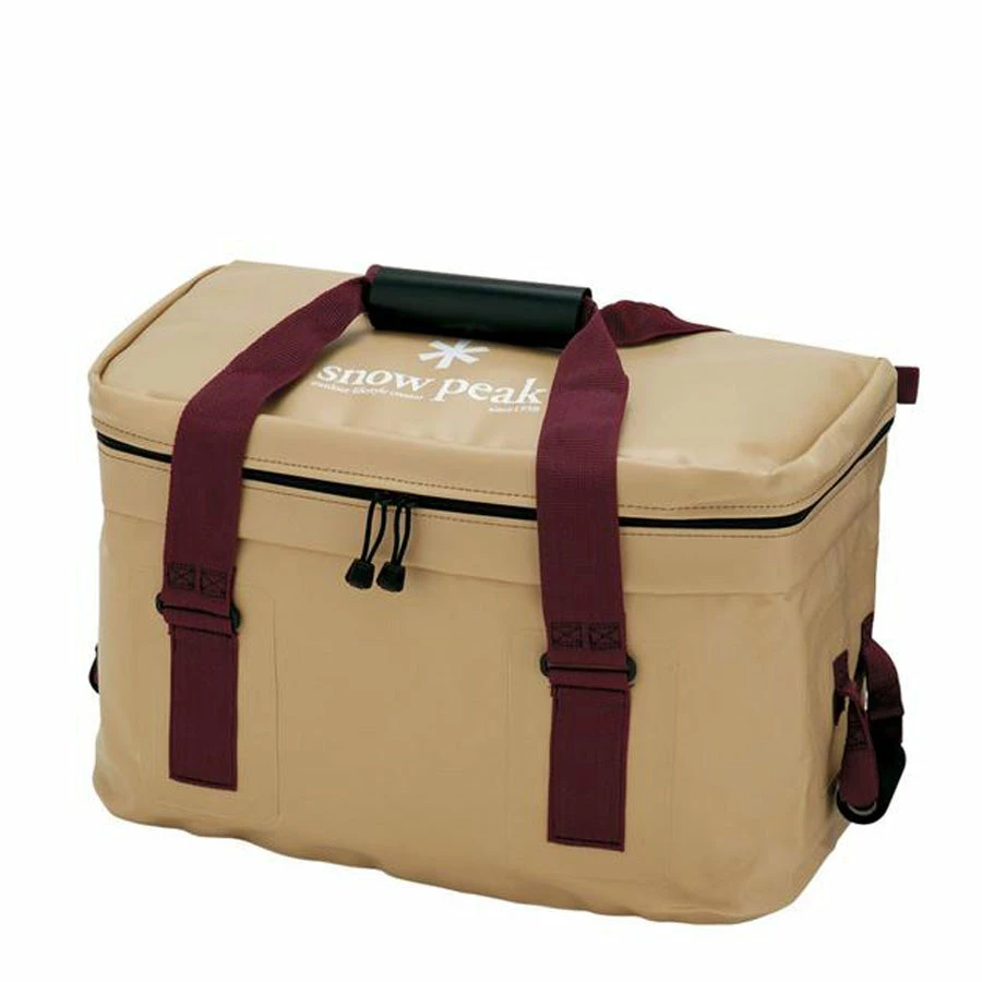 Snow Peak Soft Cooler 38 Litre 1 Snow Peak Soft Cooler 38 Litre