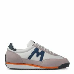 Karhu Mestari Trainers Rainy Day / True Navy