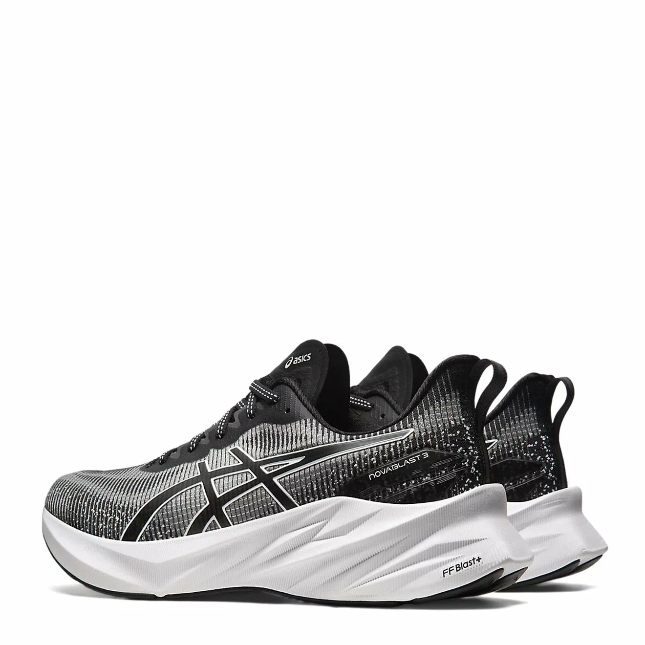 Asics Novablast 3 LE Trainers Black / White - Image 4