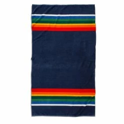Pendleton Oversized Dobby Spa Towel Crater Lake Navy